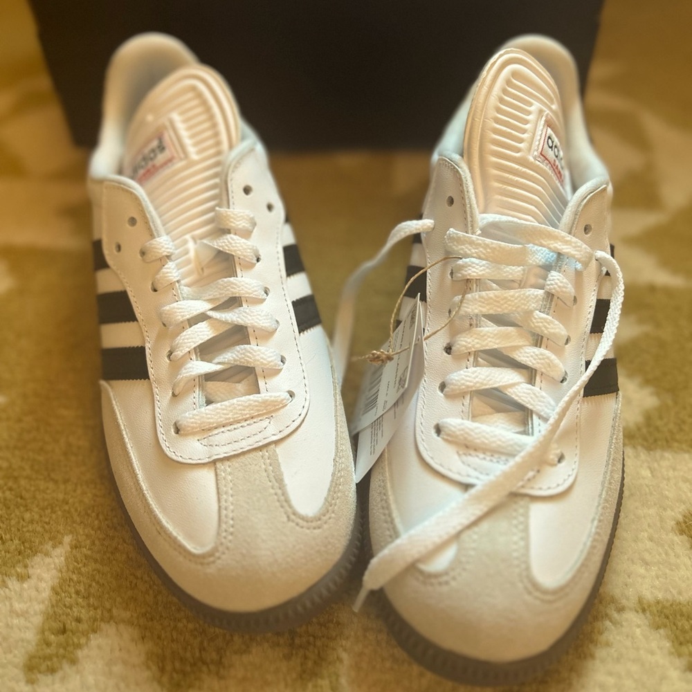 NIB Adidas Sambas men’s size 9